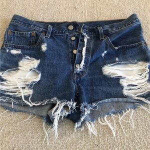 LEVI’S 501 Distressed Jean Shorts, W30